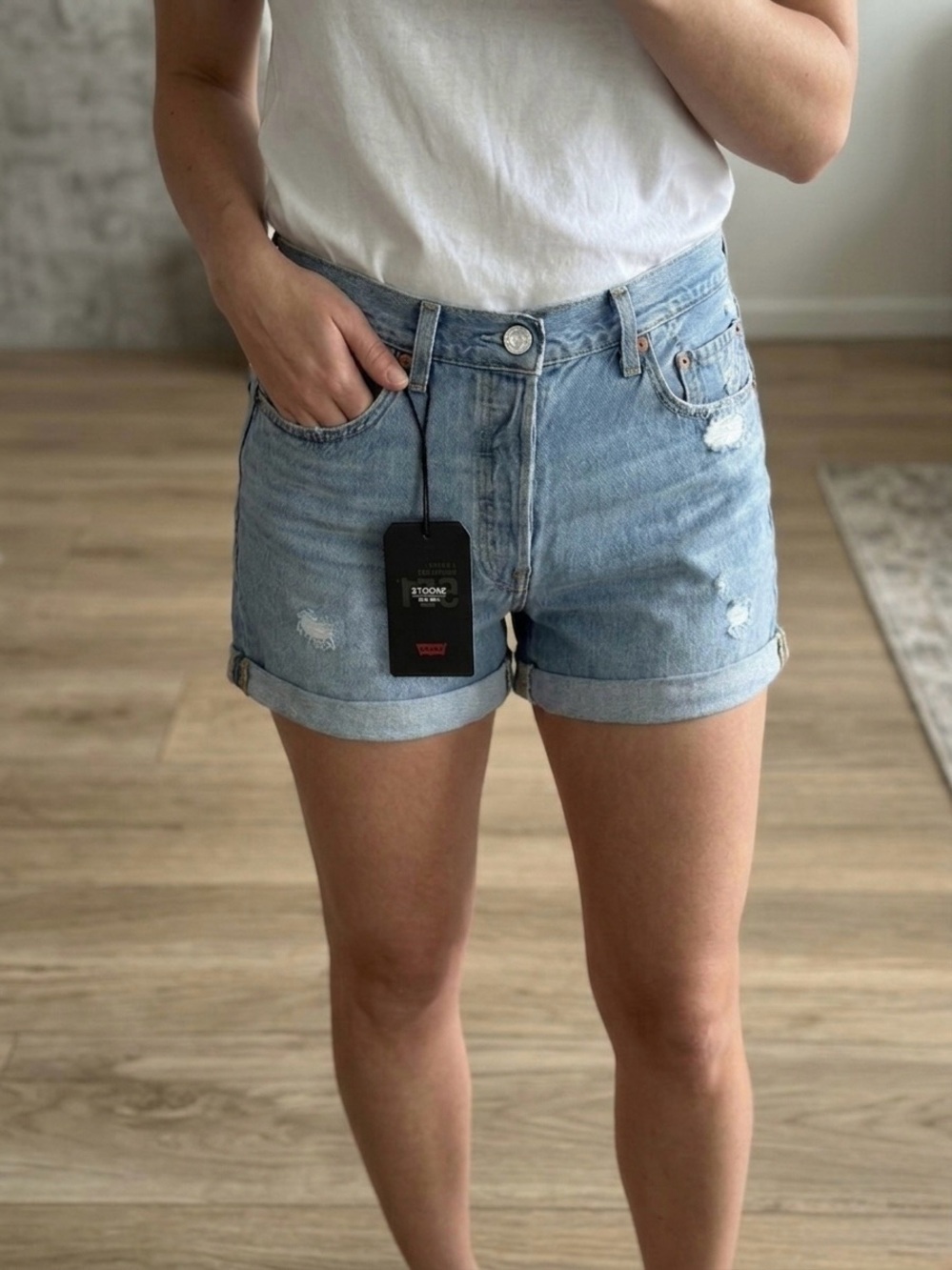 NWT Levi’s 501 Shorts Size 31